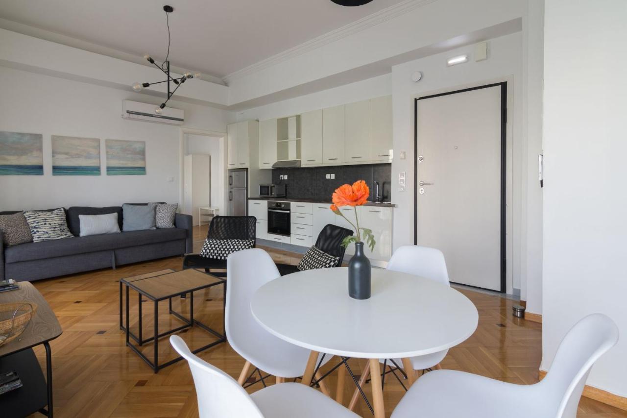 Classic Apartment For 4 People A Афины Экстерьер фото